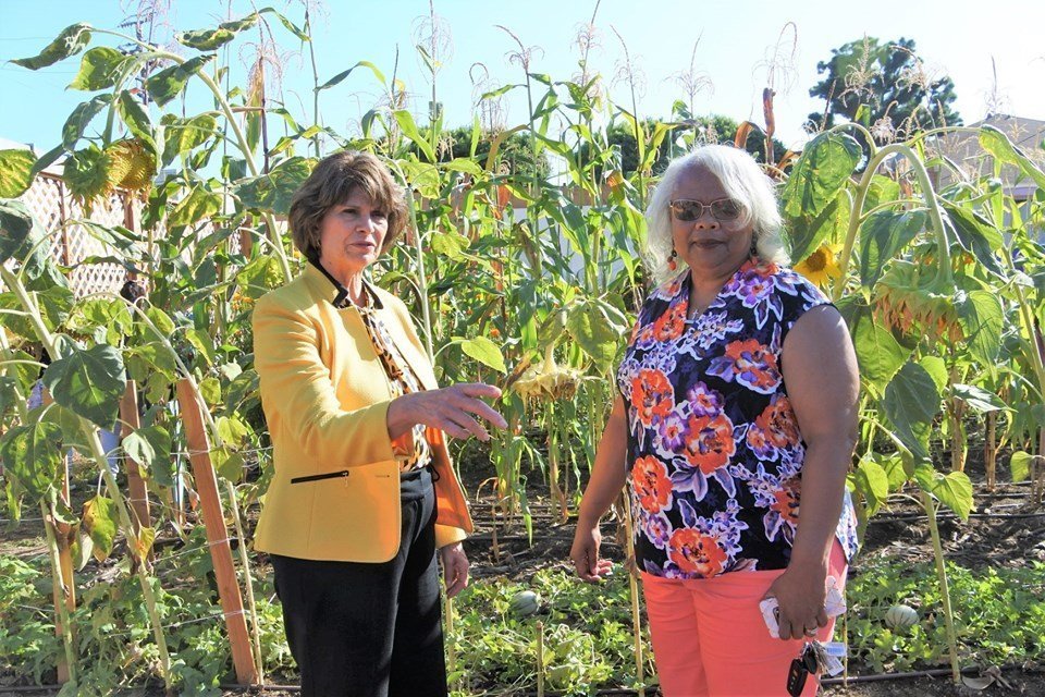 8 Food Champions Congresswoman and Saundra Bryant October 2019